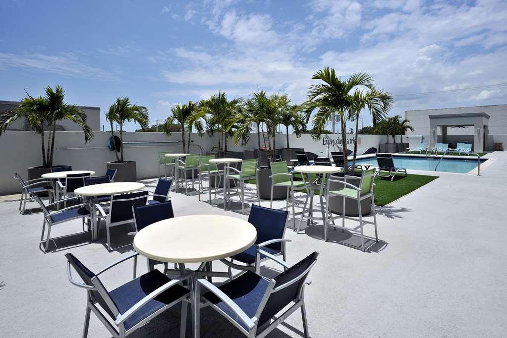 Hotel Dello Ft Lauderdale Airport, Tapestry Collection By Hilton Dania Beach Facilities photo